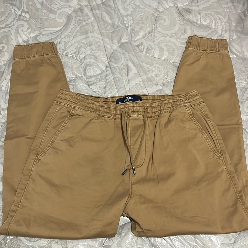 Khaki Hollister joggers